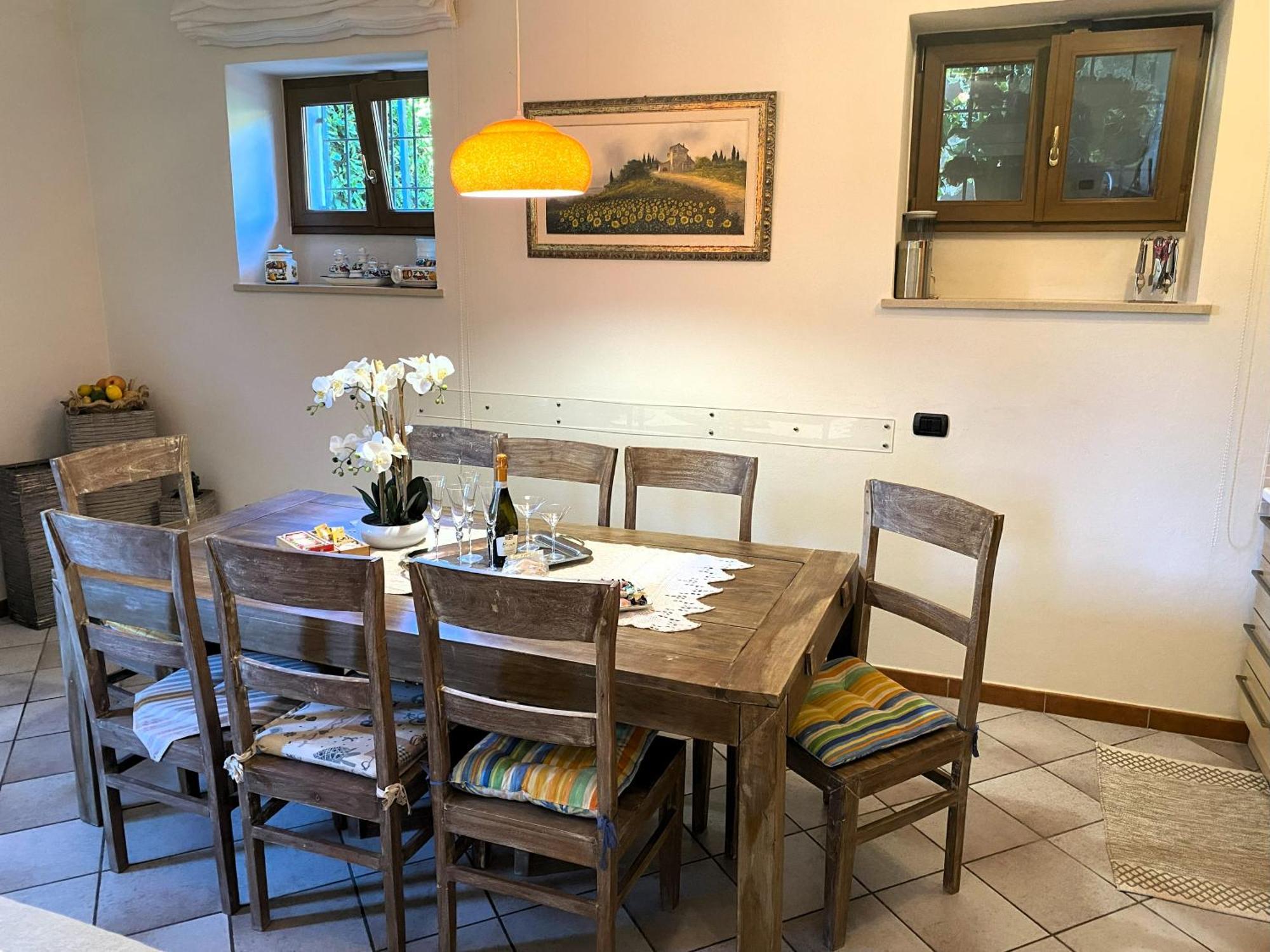 Chiara House Apartment Barga Exterior photo