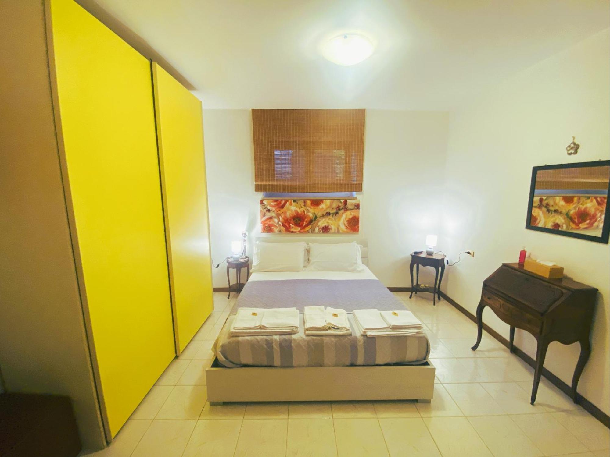 Chiara House Apartment Barga Exterior photo