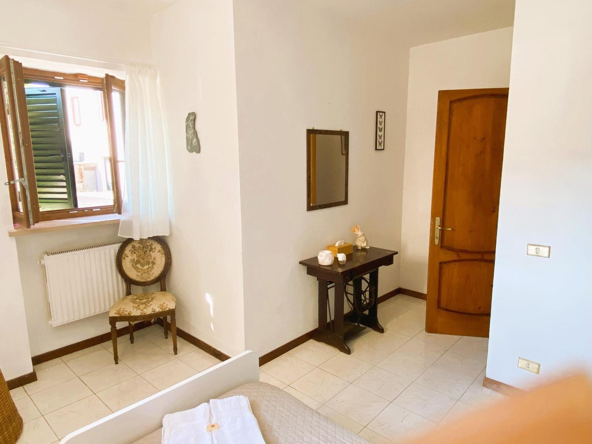Chiara House Apartment Barga Exterior photo
