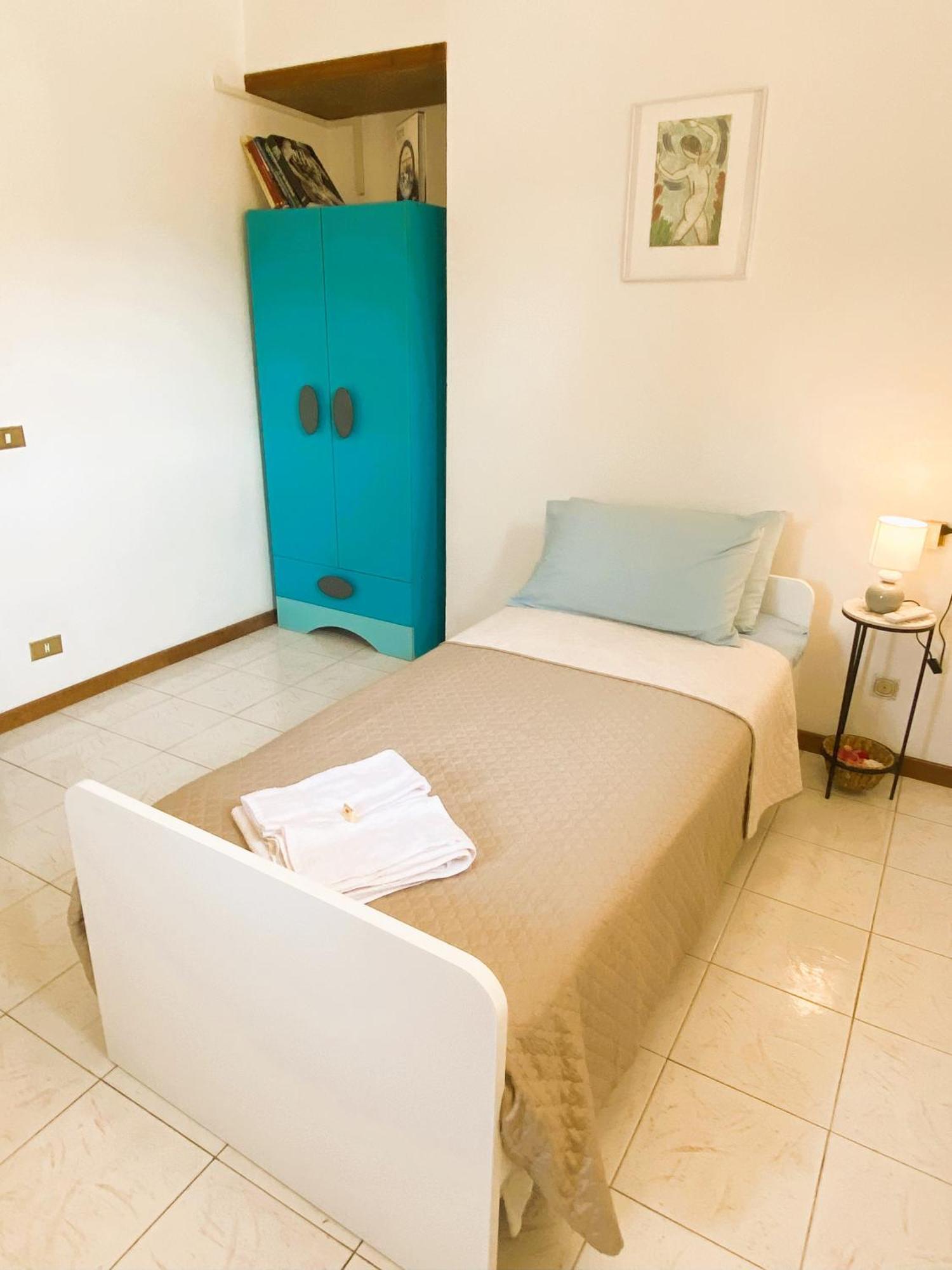 Chiara House Apartment Barga Exterior photo